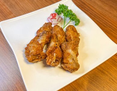 15 Knusprige Pouletfluegeli.jpg
