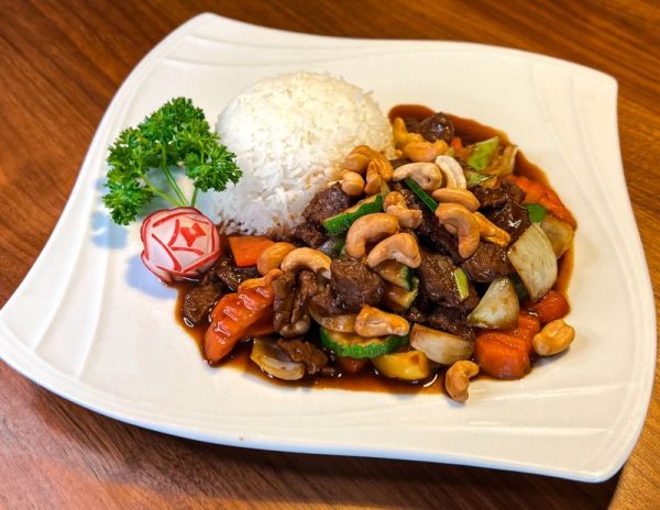 66 2 Rindfleisch mit Cashewnuessen.jpg