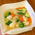 75 Nudelsuppe mit gemischtem Gemuese.jpg